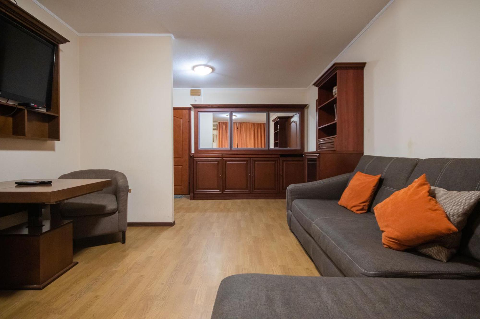 2-кімнатні поруч з майданом незалежності Apartment *
