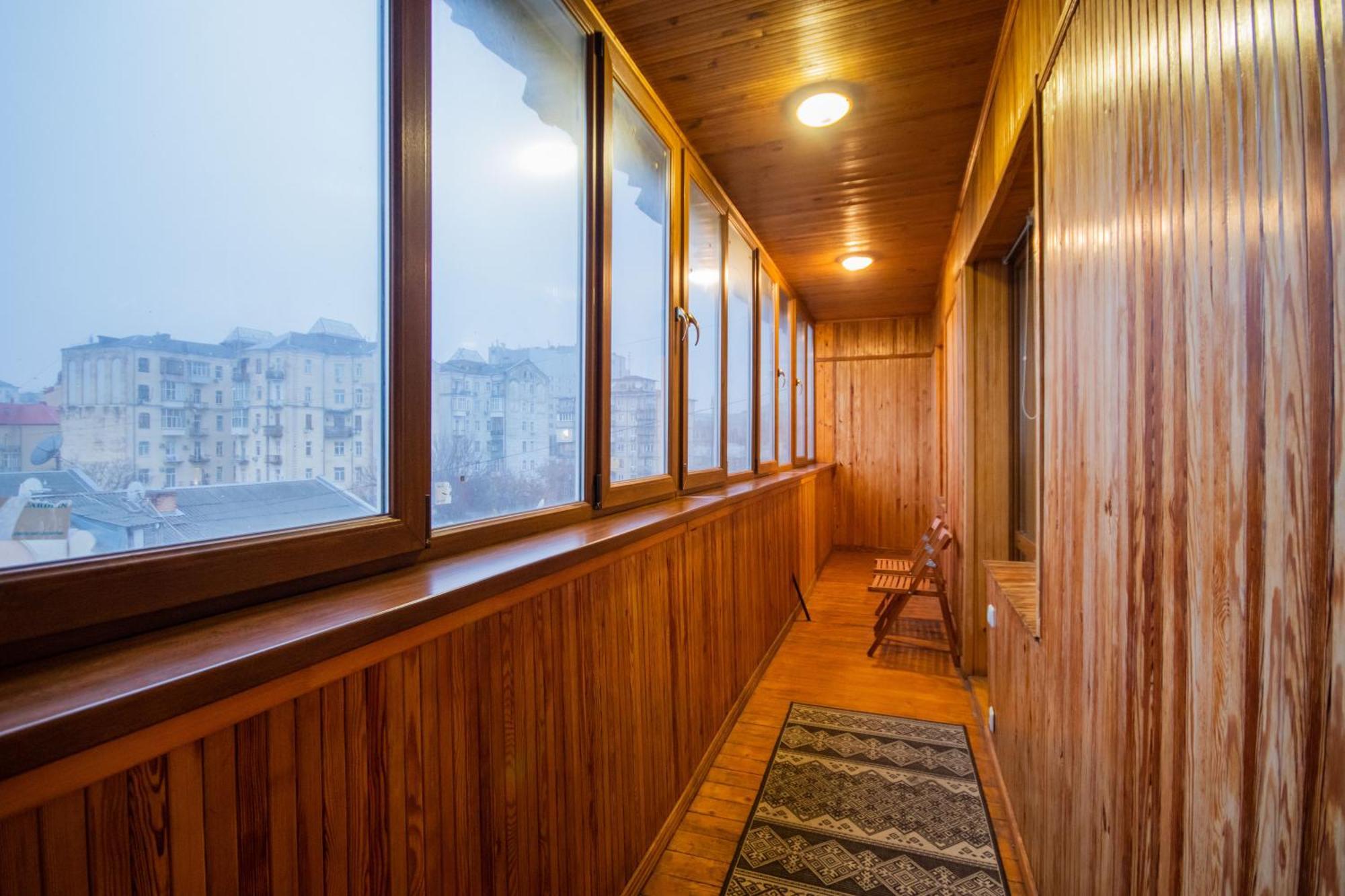 Apartment 2-кімнатні поруч з майданом незалежності