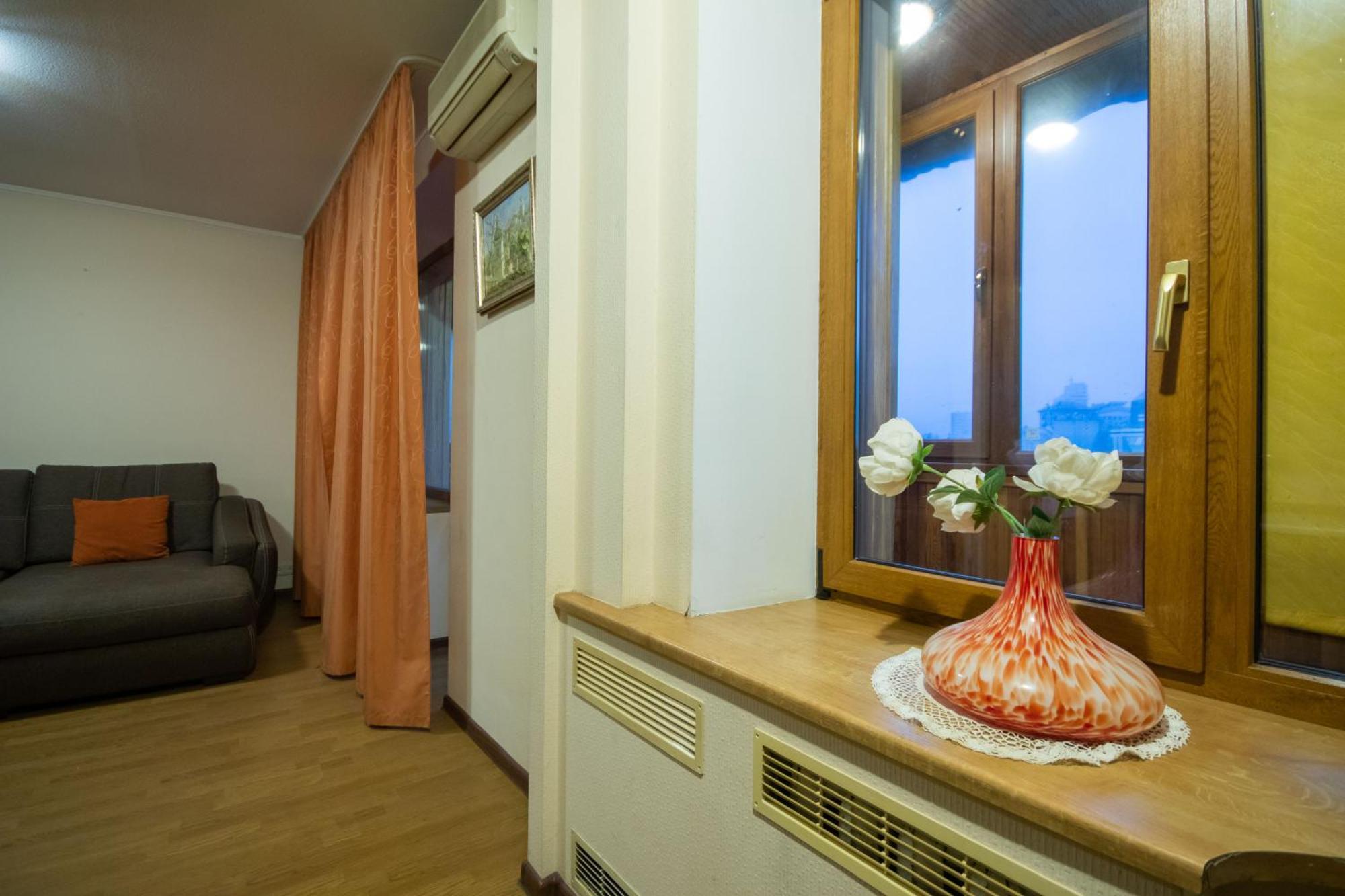 Apartment 2-кімнатні поруч з майданом незалежності